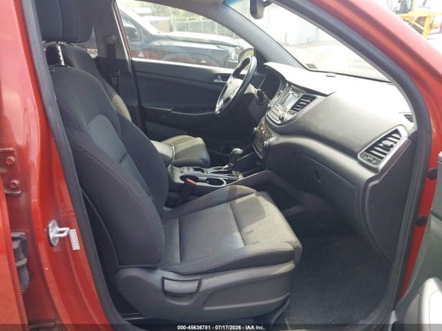 2017 HYUNDAI TUCSON VALUE 5