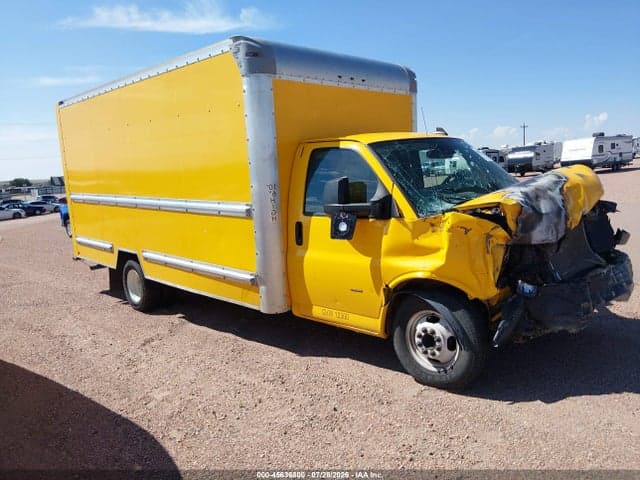 2021 GMC SAVANA CUTAWAY WORK VAN 1