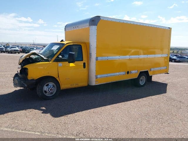 2021 GMC SAVANA CUTAWAY WORK VAN 2