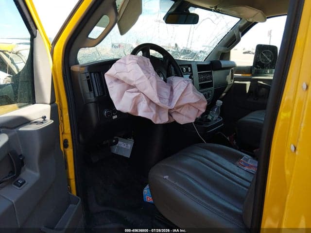2021 GMC SAVANA CUTAWAY WORK VAN 8