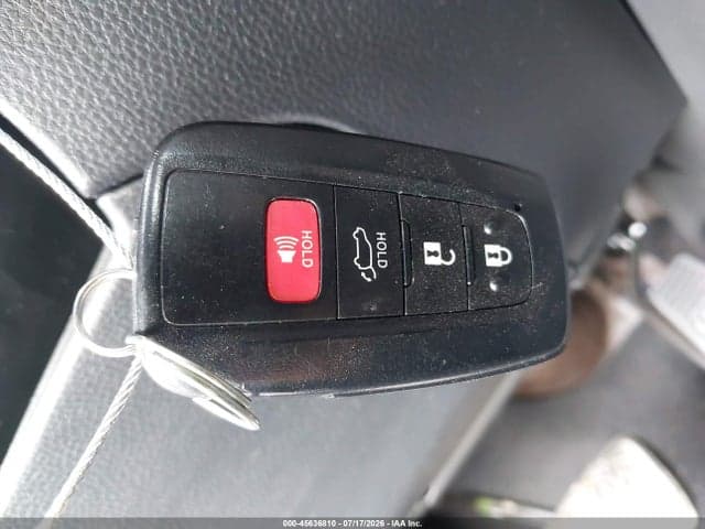 2019 TOYOTA RAV4 XLE PREMIUM 11