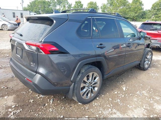 2019 TOYOTA RAV4 XLE PREMIUM 4