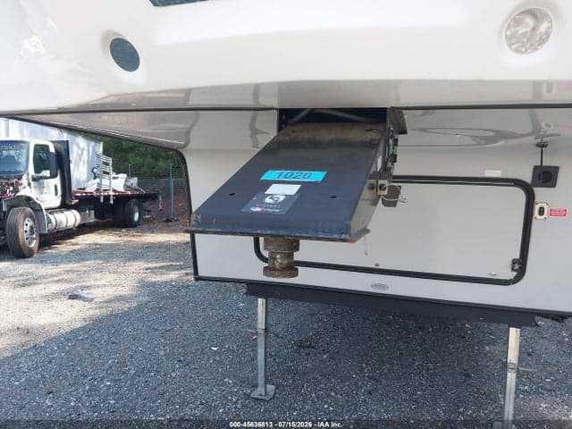 2018 KEYSTONE CAMPER 7