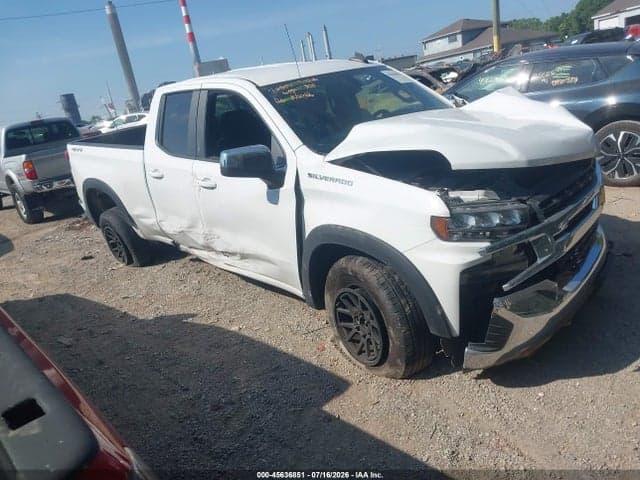 2019 CHEVROLET SILVERADO 1500 LT 1