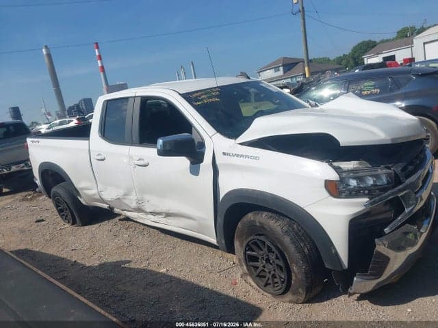 2019 CHEVROLET SILVERADO 1500 LT 13