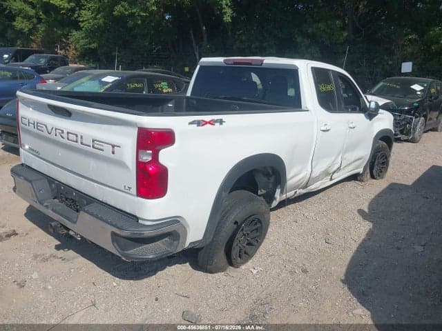 2019 CHEVROLET SILVERADO 1500 LT 4