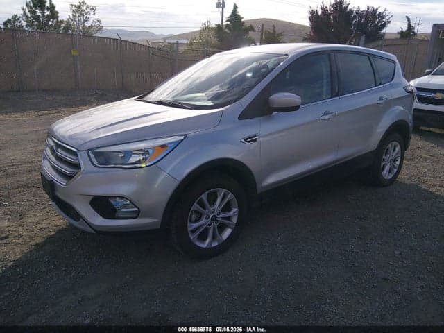 2017 FORD ESCAPE SE 2
