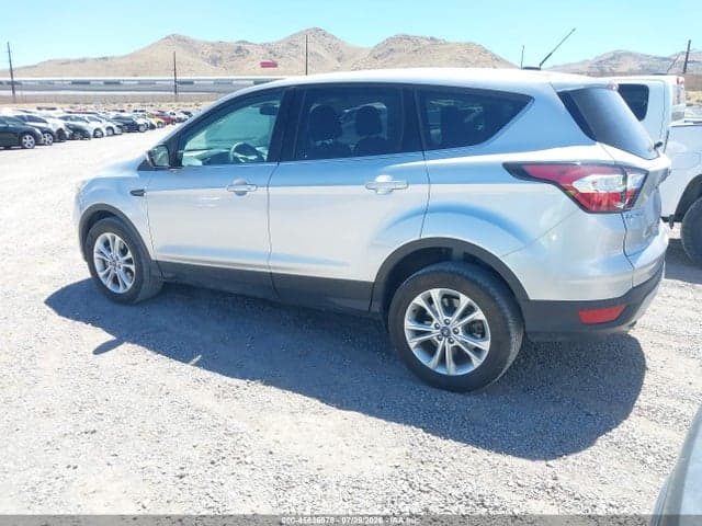 2017 FORD ESCAPE SE 3