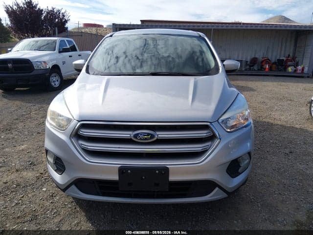 2017 FORD ESCAPE SE 6