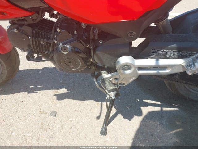 2025 HONDA GROM 125 9
