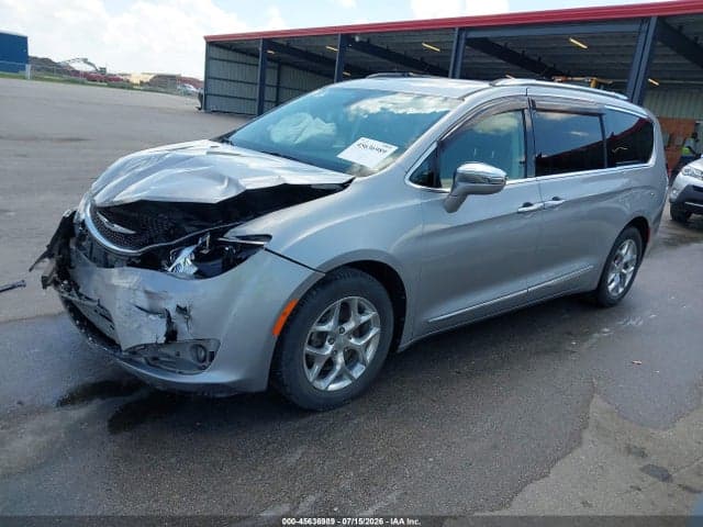2017 CHRYSLER PACIFICA LIMITED 2