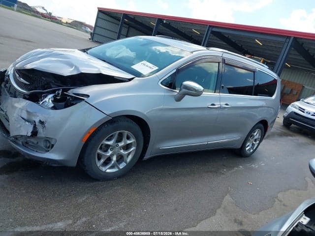 2017 CHRYSLER PACIFICA LIMITED 15