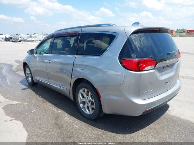 2017 CHRYSLER PACIFICA LIMITED 3