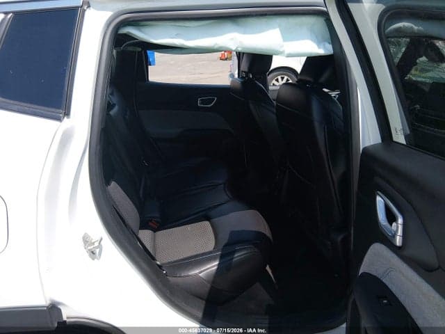 2023 JEEP COMPASS LATITUDE 4X4 8