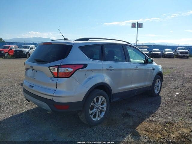 2018 FORD ESCAPE SE 4