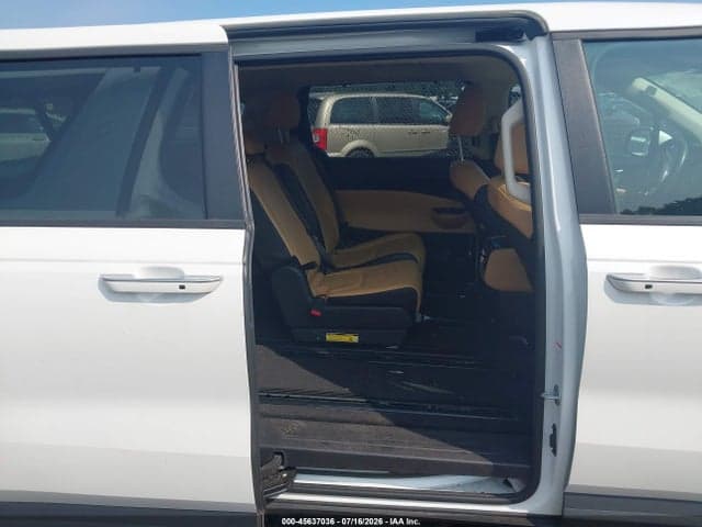 2024 KIA CARNIVAL MPV EX 8