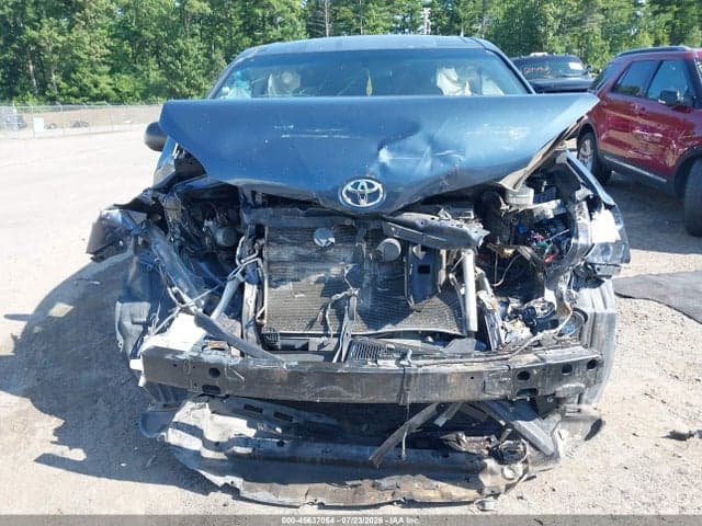 2017 TOYOTA SIENNA L 7 PASSENGER 13