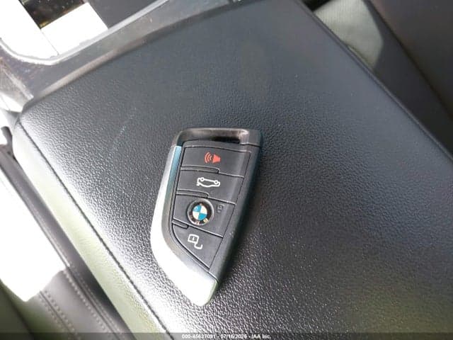2023 BMW 330I 11