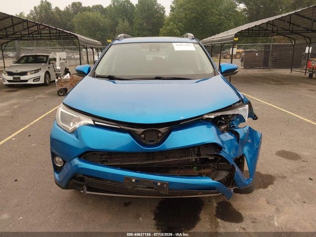 2017 TOYOTA RAV4 XLE 12