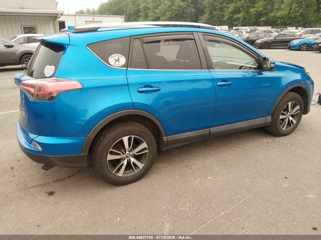 2017 TOYOTA RAV4 XLE 4