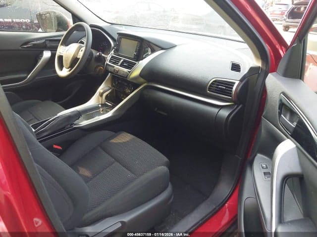 2018 MITSUBISHI ECLIPSE CROSS ES 5