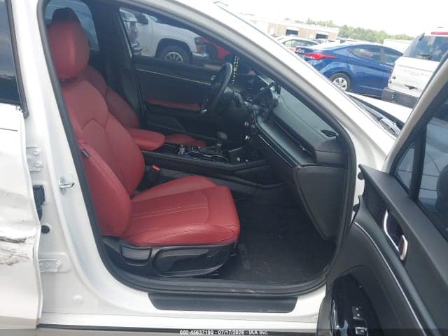 2026 KIA K5 GT-LINE AWD 5