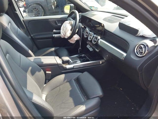 2020 MERCEDES-BENZ GLB 250 4MATIC 5