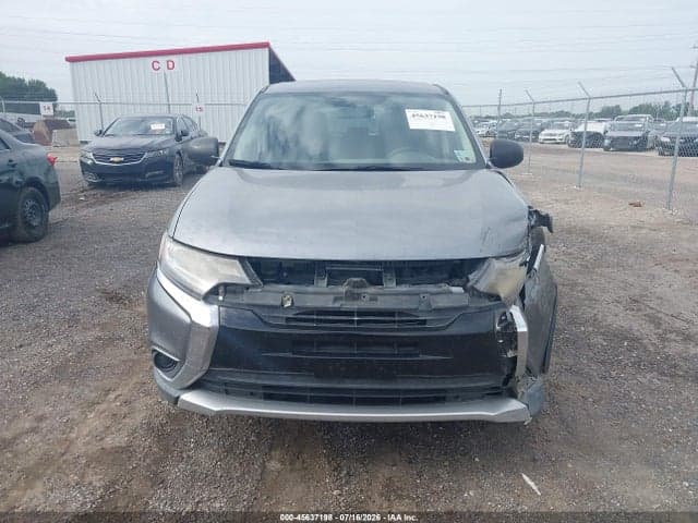 2018 MITSUBISHI OUTLANDER ES 13