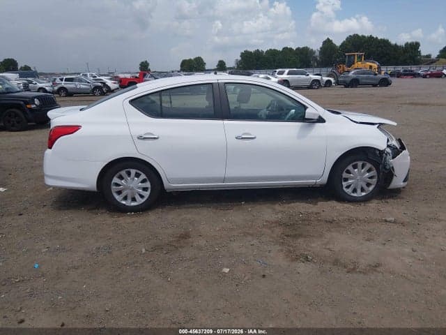 2019 NISSAN VERSA 1.6 SV 14