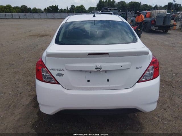 2019 NISSAN VERSA 1.6 SV 17