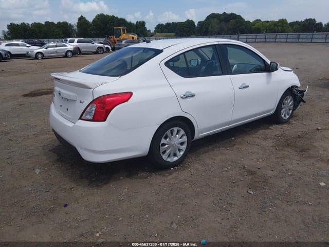 2019 NISSAN VERSA 1.6 SV 4
