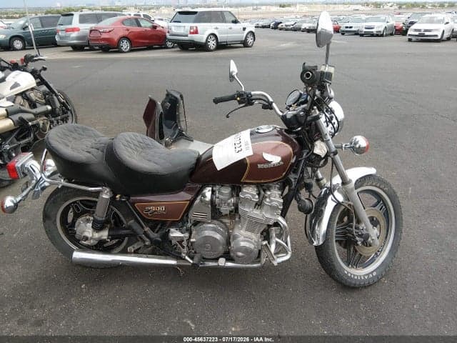 1981 HONDA CB900 C 13