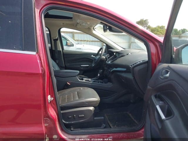 2017 FORD ESCAPE TITANIUM 5