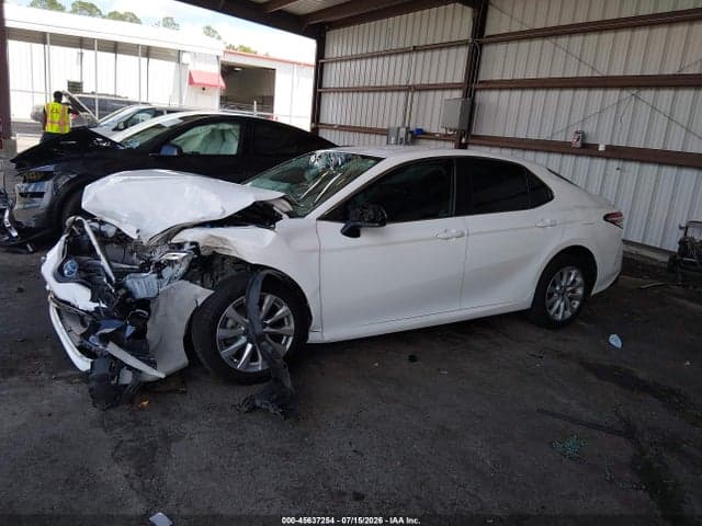 2020 TOYOTA CAMRY LE 14