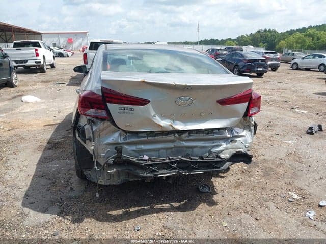 2020 HYUNDAI ELANTRA SE 6