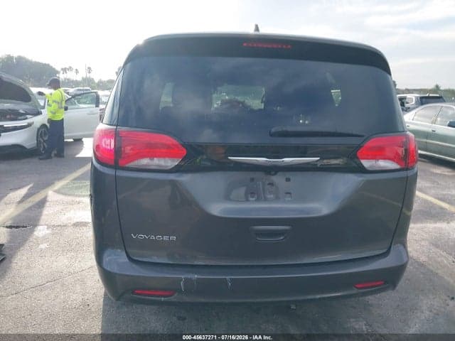 2022 CHRYSLER VOYAGER LX 15