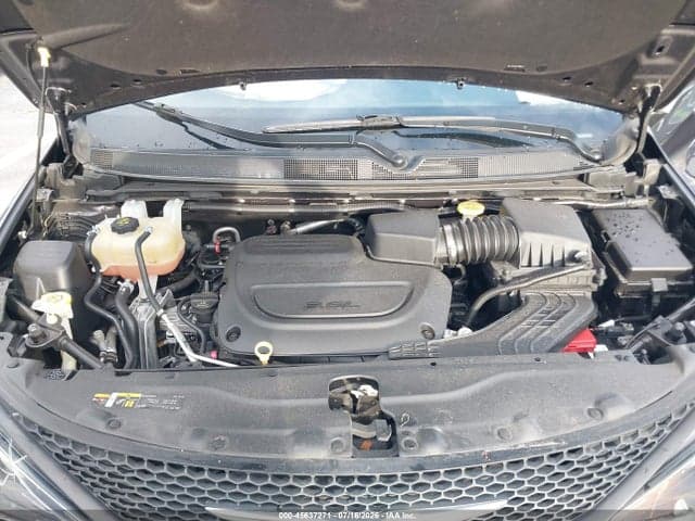 2022 CHRYSLER VOYAGER LX 10