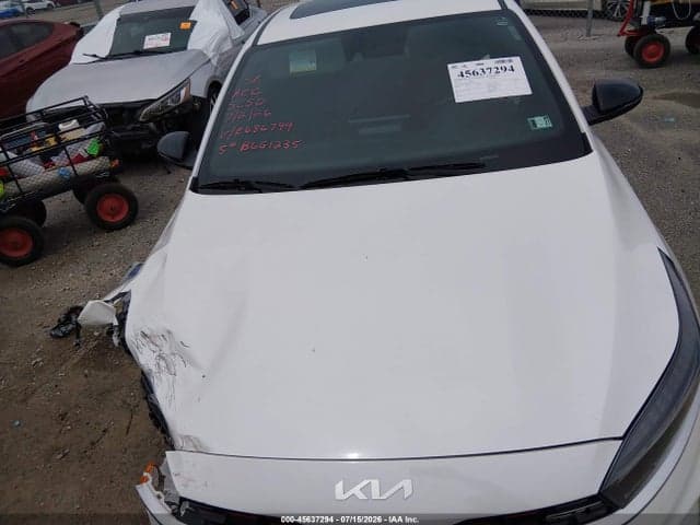 2023 KIA FORTE GT 10