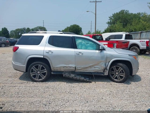 2017 GMC ACADIA DENALI 12
