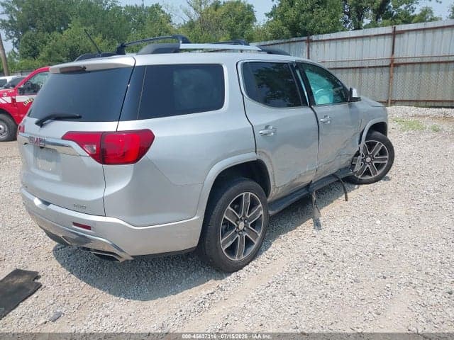 2017 GMC ACADIA DENALI 4