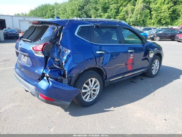 2017 NISSAN ROGUE SL 4