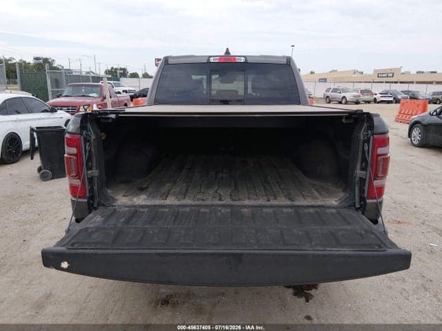 2022 RAM 1500 LARAMIE 4X4 5'7 BOX 16