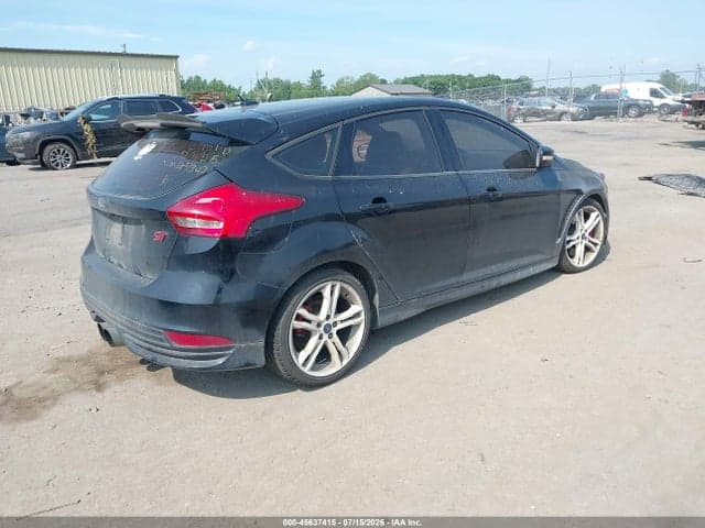 2017 FORD FOCUS ST 4