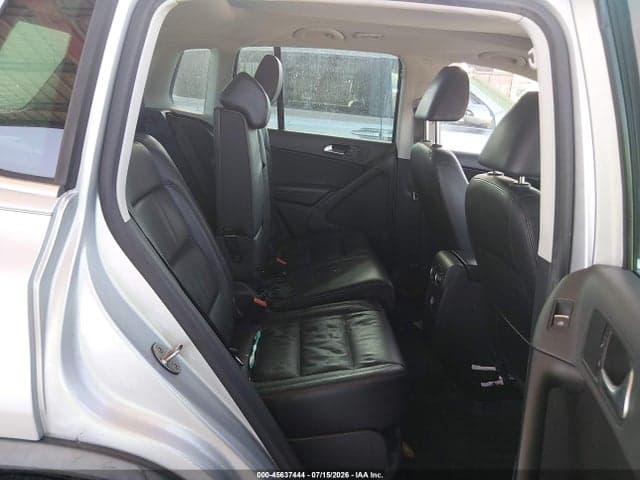 2017 VOLKSWAGEN TIGUAN 2.0T SPORT 8
