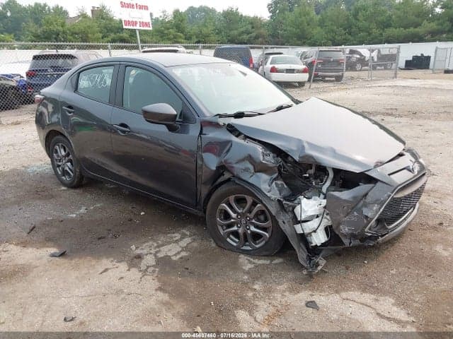 2019 TOYOTA YARIS LE