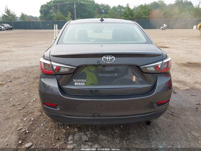 2019 TOYOTA YARIS LE 17