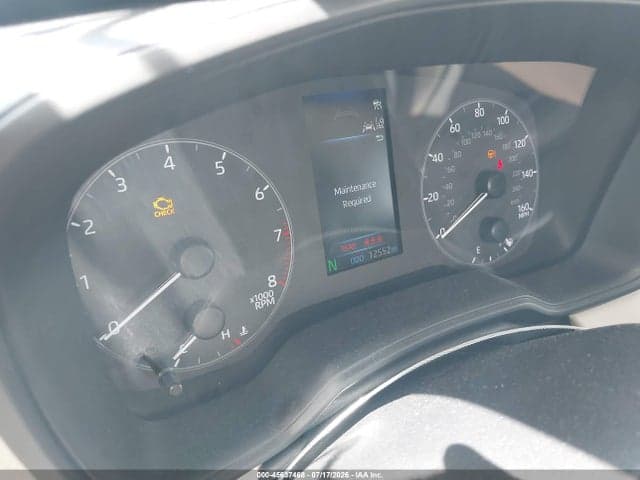 2025 TOYOTA COROLLA LE 7