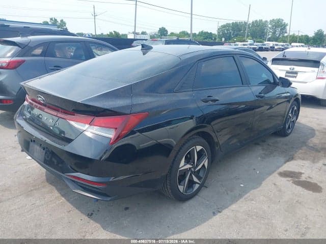 2023 HYUNDAI ELANTRA SEL 4
