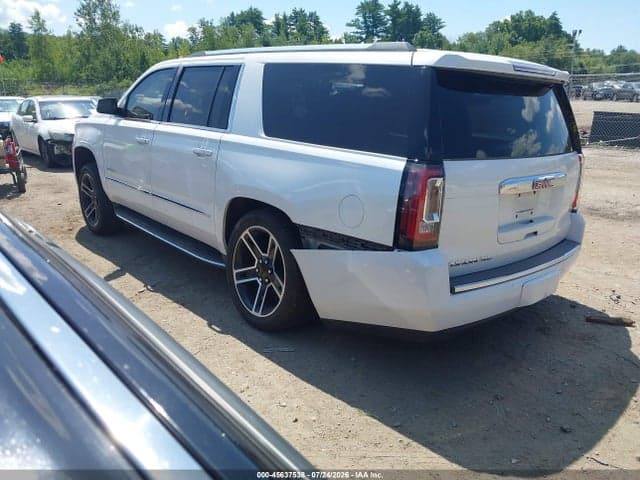 2017 GMC YUKON XL DENALI 3