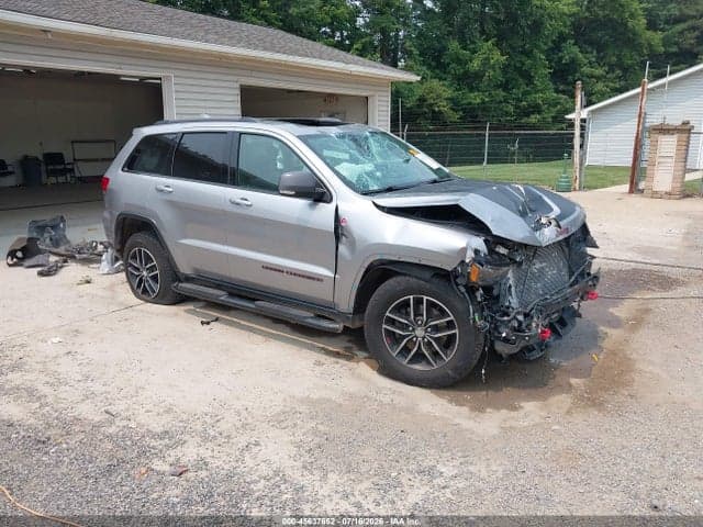 2017 JEEP GRAND CHEROKEE TRAILHAWK - 1
